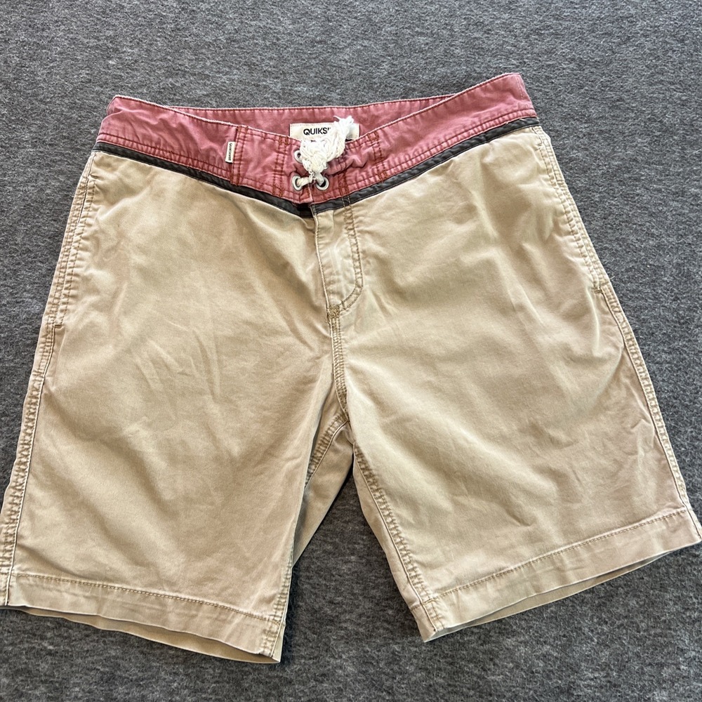 Quiksilver Vintage Style Shorts‎ size 32